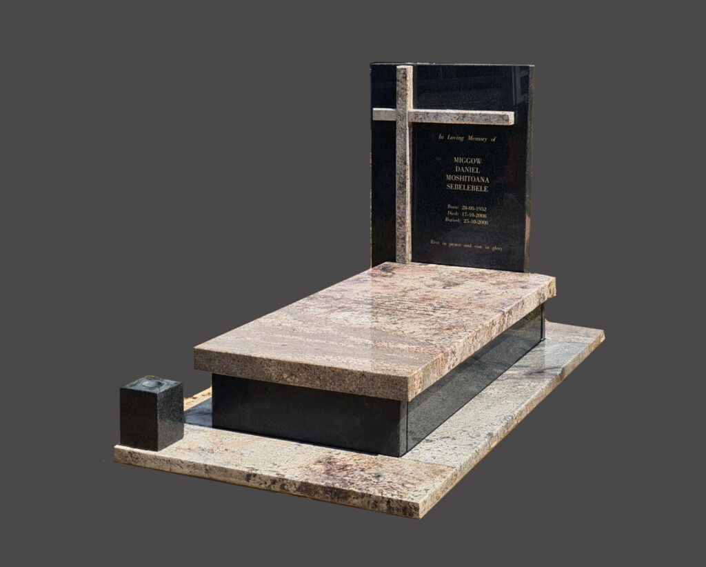 E13 – Zim black and brown granite Memorial